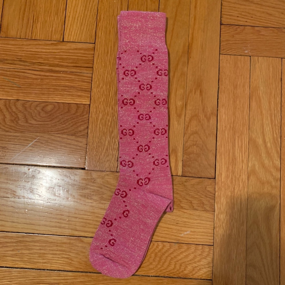 Gucci lame GG socks in pink
